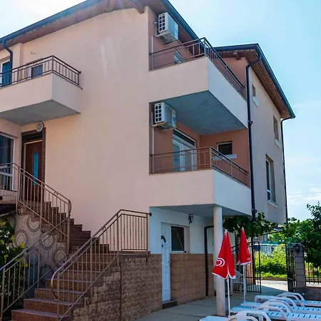 House Black Sea Apartman *