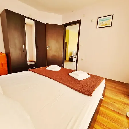 Apartment House Black Sea